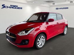 Rot Gebraucht 2023 Suzuki Swift Comfort Limousine | 15.900 € (Fairer Preis)
