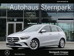 Silber Gebraucht 2019 Mercedes B200 Progressive Van / Kleinbus | 25.400 € (Fairer Preis)
