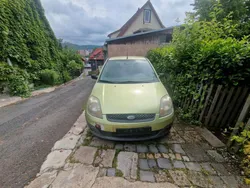 Grün Gebraucht 2005 Ford Fiesta Kleinwagen | 550 € (Superpreis)