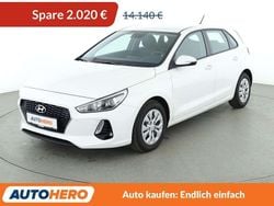 Polar white Gebraucht 2018 Hyundai i30 Select Limousine | 12.120 € (Guter Preis)