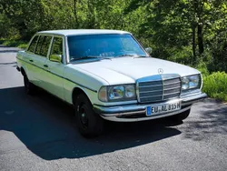 Weiß Gebraucht 1979 Mercedes 250 Limousine | 8.900 €
