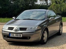 Grau Gebraucht 2005 Renault Mégane Cabriolet Cabrio | 2.800 € (Fairer Preis)