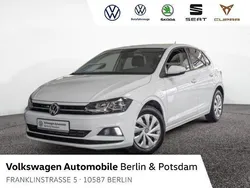 Pure white Gebraucht 2019 VW Polo Comfortline Limousine | 11.933 € (Guter Preis)