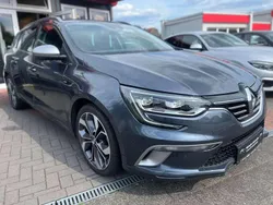 Grau Gebraucht 2020 Renault Mégane GrandTour GT-Line Kombi | 15.900 € (Guter Preis)