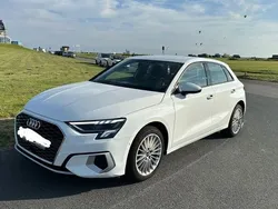 Weiß Gebraucht 2020 Audi A3 Sportback Comfort Limousine | 18.990 € (Fairer Preis)