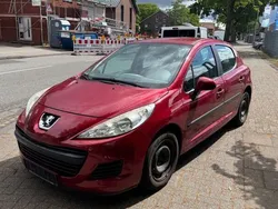 Rot Gebraucht 2010 Peugeot 207 Tendance Limousine | 2.950 € (Fairer Preis)