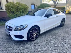 Weiß Gebraucht 2017 Mercedes C250 AMG line Coupé | 27.990 € (Etwas zu teuer)