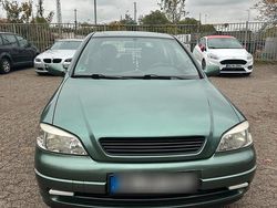Grün Gebraucht 1998 Opel Astra Limousine | 1.100 € (Fairer Preis)