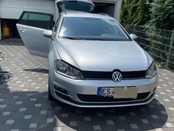 Silber Gebraucht 2017 VW Golf VII Comfortline Kombi | 14.250 € (Fairer Preis)