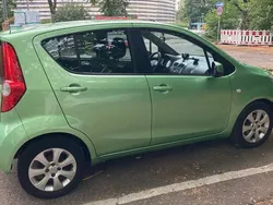 Grün Gebraucht 2008 Opel Agila Limousine | 1.100 €