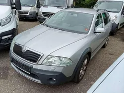Diamantsilber metallic Gebraucht 2007 Skoda Octavia Scout Scout 4x4 Kombi | 2.500 € (Fairer Preis)