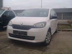Weiß Gebraucht 2016 Skoda Citigo Active Kleinwagen | 3.900 € (Guter Preis)