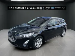 Schwarz Gebraucht 2020 Ford Focus Cool & Connect Limousine | 16.990 € (Fairer Preis)