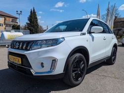 Weiß Gebraucht 2022 Suzuki Vitara Comfort SUV | 19.500 € (Fairer Preis)