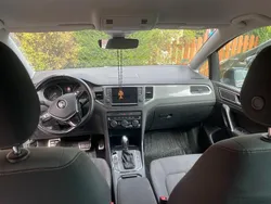 Schwarz Gebraucht 2018 VW Golf Sportsvan Van / Kleinbus | 10.500 €