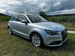 Silber Gebraucht 2013 Audi A1 Sportback Ambition Kleinwagen | 9.450 € (Guter Preis)