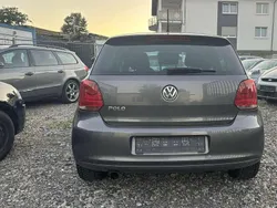 Grau Gebraucht 2010 VW Polo Comfortline Limousine | 2.370 € (Superpreis)