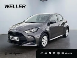 Grau Gebraucht 2020 Toyota Yaris Hybrid Comfort Kleinwagen | 17.290 € (Fairer Preis)