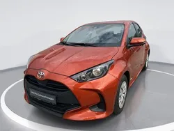 Infernoorange metallic Gebraucht 2022 Toyota Yaris Basis Kleinwagen | 18.390 € (Fairer Preis)