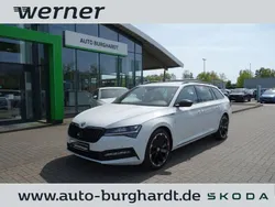 Moonweiss met. Gebraucht 2022 Skoda Superb SportLine Kombi | 26.490 € (Guter Preis)