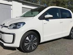Weiß Gebraucht 2017 VW up! Kleinwagen | 9.500 € (Etwas zu teuer)
