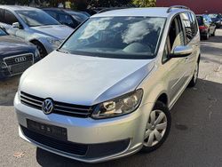 Silber Gebraucht 2011 VW Touran Comfortline Van / Kleinbus | 4.399 € (Guter Preis)