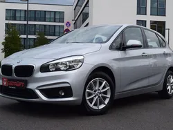 Silber Gebraucht 2017 BMW 218 Active Tourer Advantage Van / Kleinbus | 16.999 € (Fairer Preis)