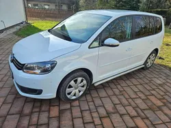 Weiß Gebraucht 2015 VW Touran Cup Van / Kleinbus | 7.650 € (Etwas zu teuer)