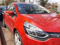 Rot Gebraucht 2015 Renault Clio IV Dynamique Limousine | 6.900 € (Guter Preis)