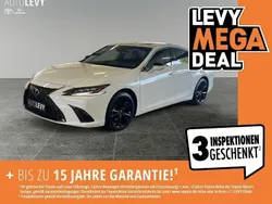 Weiß Gebraucht 2021 Lexus ES300H Sport Line Limousine | 39.890 € (Etwas zu teuer)