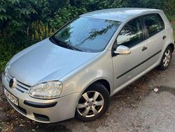 Grau Gebraucht 2004 VW Golf IV Comfortline Limousine | 2.500 € (Fairer Preis)