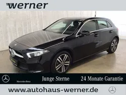 Nachtschwarz Gebraucht 2023 Mercedes A200 Business Limousine | 27.400 € (Fairer Preis)
