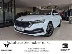 Moon weiß Gebraucht 2021 Skoda Octavia Clever Kombi | 21.770 € (Fairer Preis)