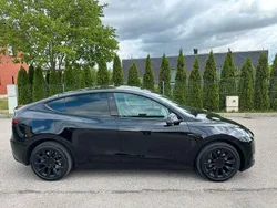 Schwarz Gebraucht 2022 Tesla Model Y Long Range SUV | 33.990 € (Fairer Preis)