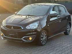 Schwarz Gebraucht 2017 Mitsubishi Space Star Edition Kleinwagen | 6.498 € (Fairer Preis)