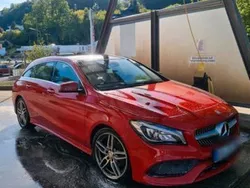 Rot Gebraucht 2016 Mercedes CLA180 Shooting Brake AMG Kombi | 15.900 € (Guter Preis)