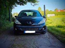 Schwarz Gebraucht 2009 Peugeot 206+ Kleinwagen | 2.550 € (Fairer Preis)