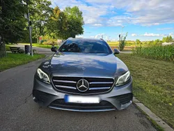 Silber Gebraucht 2019 Mercedes E220 AMG line Kombi | 24.200 € (Guter Preis)