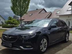 Schwarz Gebraucht 2018 Opel Insignia Country Tourer Exklusiv Kombi | 18.499 € (Guter Preis)