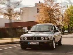 Silber Gebraucht 1987 BMW 318 Limousine | 13.000 €