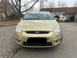 Gold Gebraucht 2007 Ford S-MAX S Van / Kleinbus | 3.450 € (Fairer Preis)