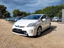Super white 2 Gebraucht 2012 Toyota Prius Life Kleinwagen | 10.980 € (Fairer Preis)