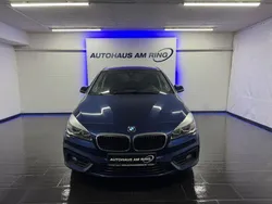 Mediterranblau metallic Gebraucht 2017 BMW 216 Active Tourer Advantage Van / Kleinbus | 11.999 € (Fairer Preis)