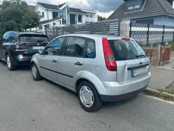 Silber Gebraucht 2004 Ford Fiesta Kleinwagen | 600 € (Guter Preis)