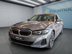 Grau Neu 2025 BMW 318 Limousine | 40.299 € (Superpreis)