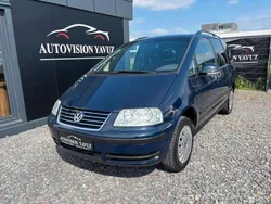 Perlblau Gebraucht 2009 VW Sharan Trendline Van / Kleinbus | 4.490 € (Fairer Preis)