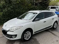 Weiß Gebraucht 2013 Renault Mégane GrandTour Kombi | 5.500 € (Fairer Preis)
