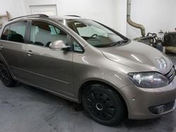 Braun Gebraucht 2010 VW Golf VI Team Kleinwagen | 5.490 € (Fairer Preis)