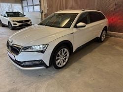 Weiß Gebraucht 2021 Skoda Superb Scout 4x4 Kombi | 29.699 € (Fairer Preis)