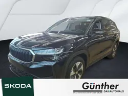 Blackmagic perleffekt Gebraucht 2024 Skoda Kodiaq Selection SUV | 43.900 € (Guter Preis)